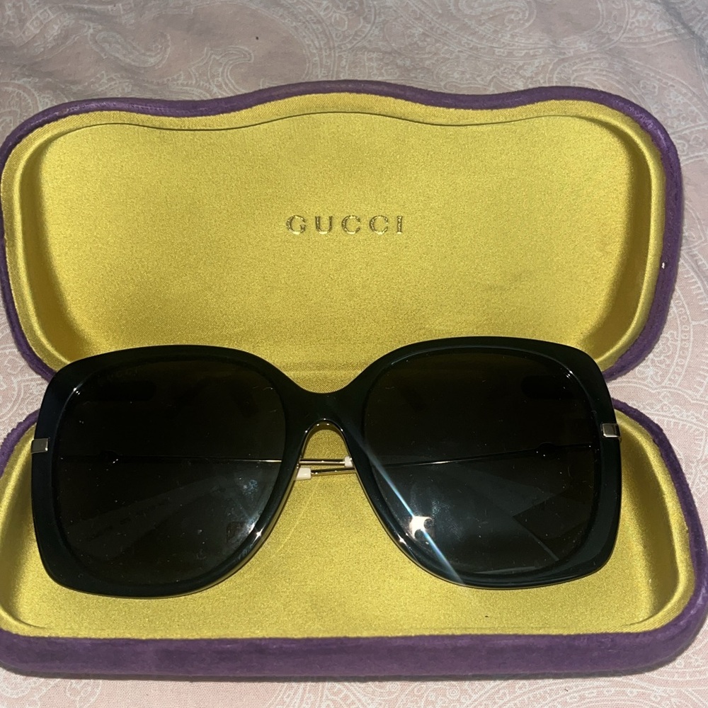 Gucci Black Square Sunglasses